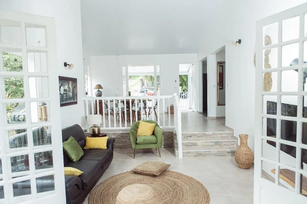 Villa F4 Chic Avec Jacuzzi En Martinique Le Lamentin